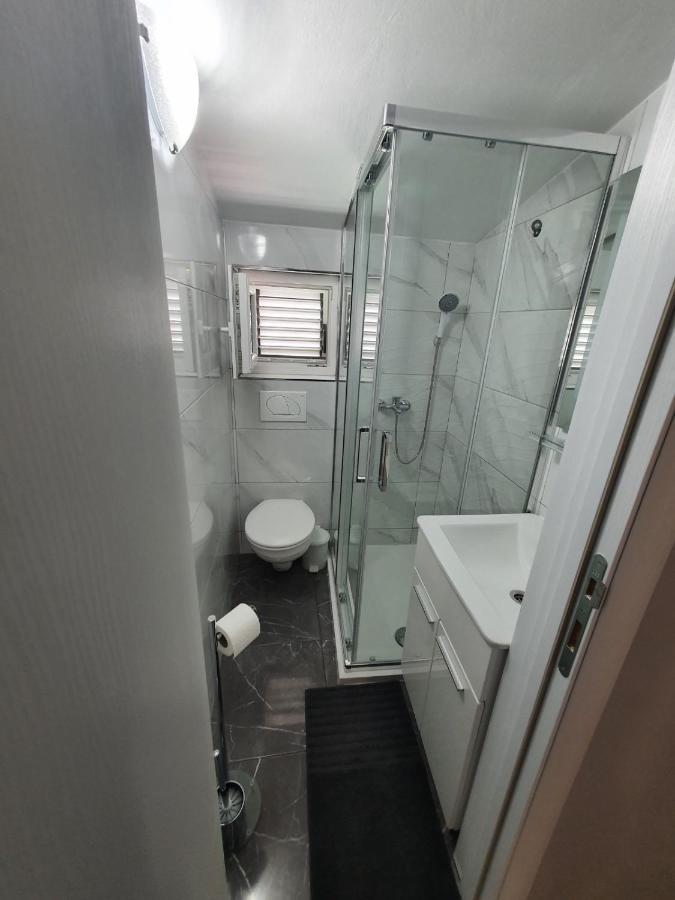 Apartments Nemcic 2 宁 外观 照片