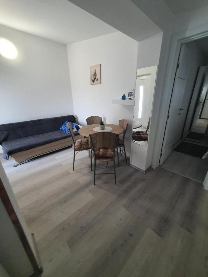 Apartments Nemcic 2 宁 外观 照片