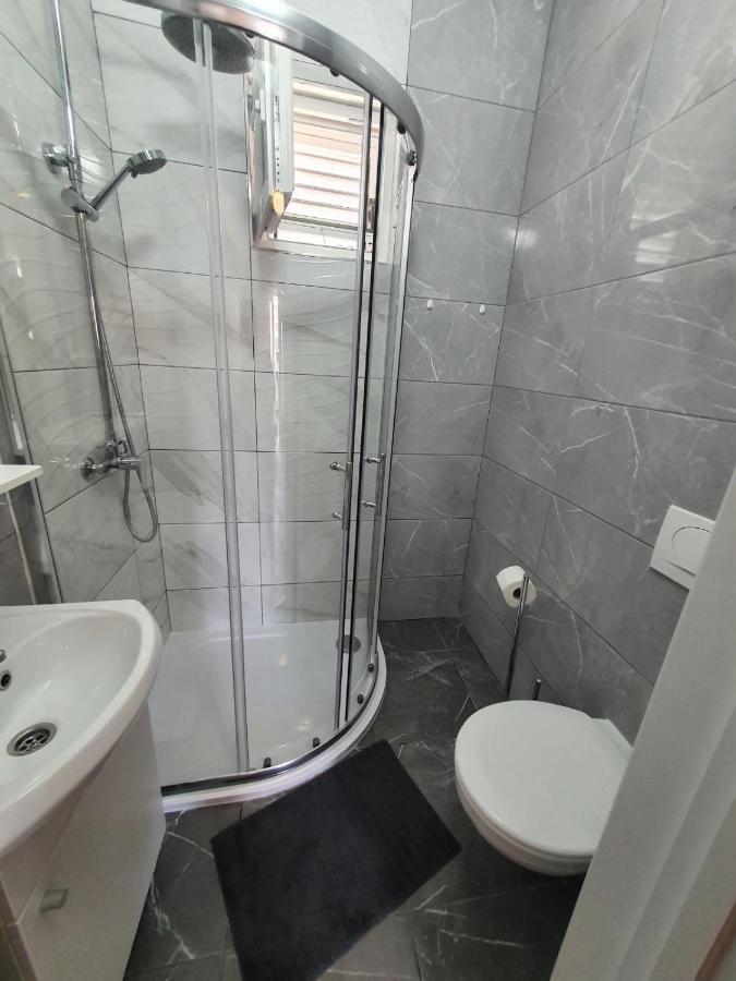 Apartments Nemcic 2 宁 外观 照片